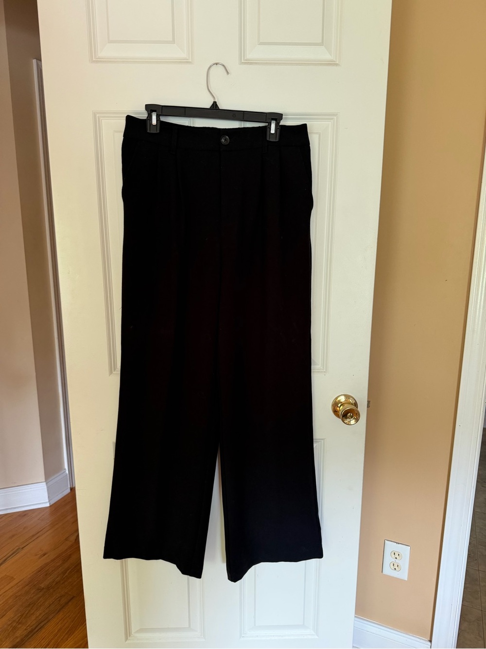 SO Black Wide-Leg Women’s Pants